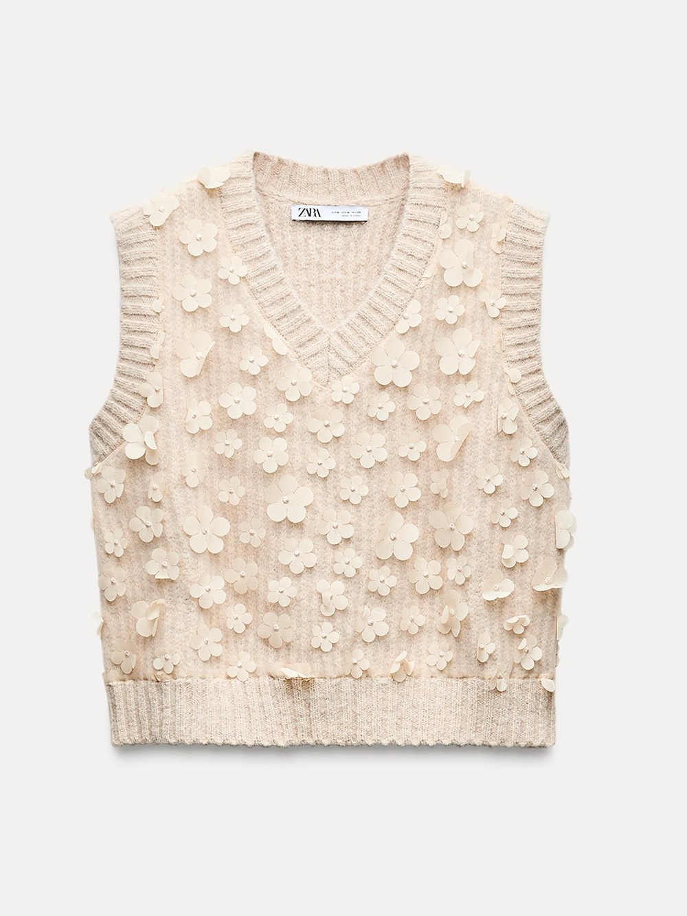 ✨ NWT Zara 3D Floral Appliqué Knit Sweater Vest✨